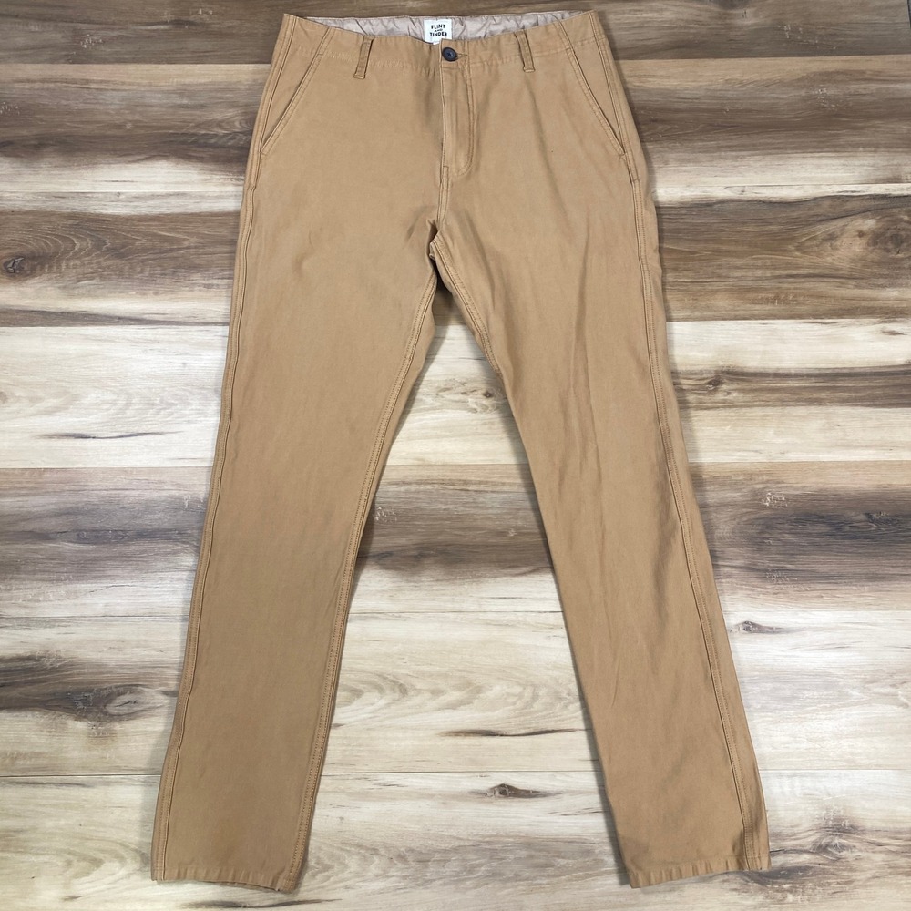Slim Straight Khaki Chinos in Tan - Unbranded